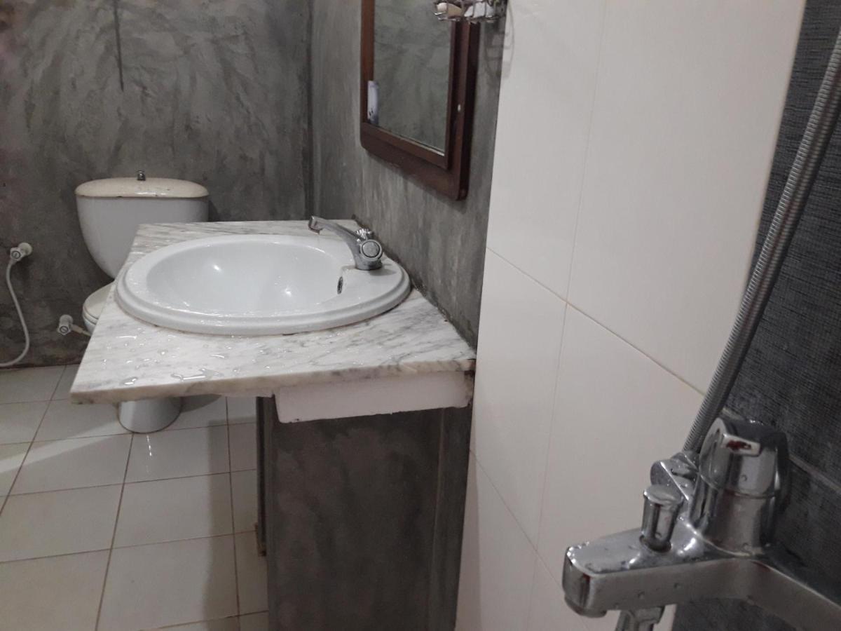 Sea Front Hikkaduwa Apartment Екстериор снимка